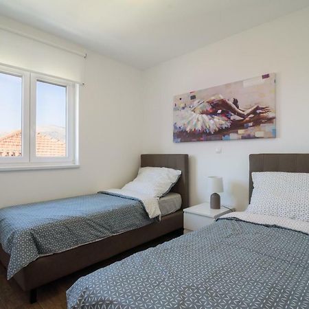 Luxury Apartman Ivana トロギール エクステリア 写真