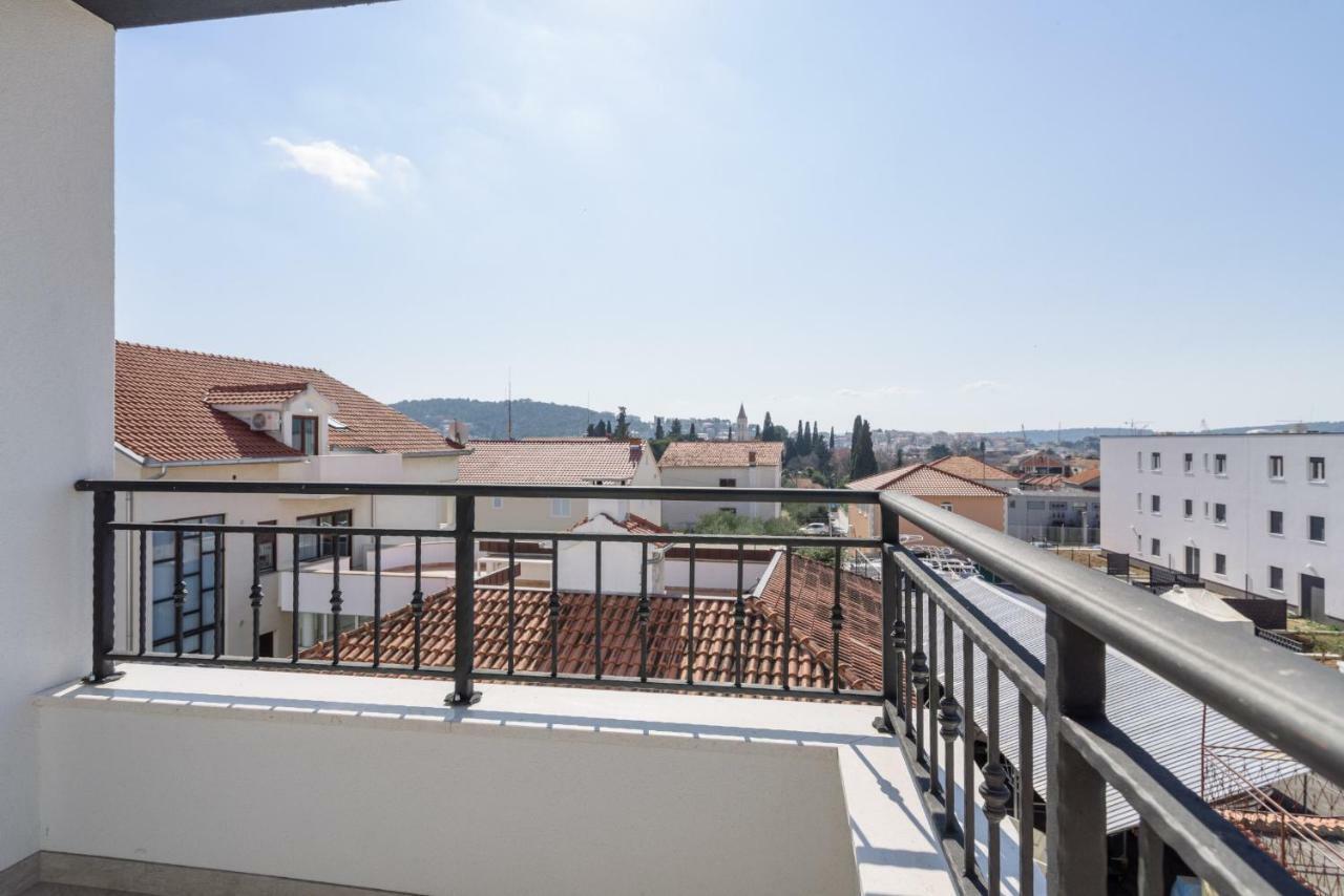 Luxury Apartman Ivana トロギール エクステリア 写真